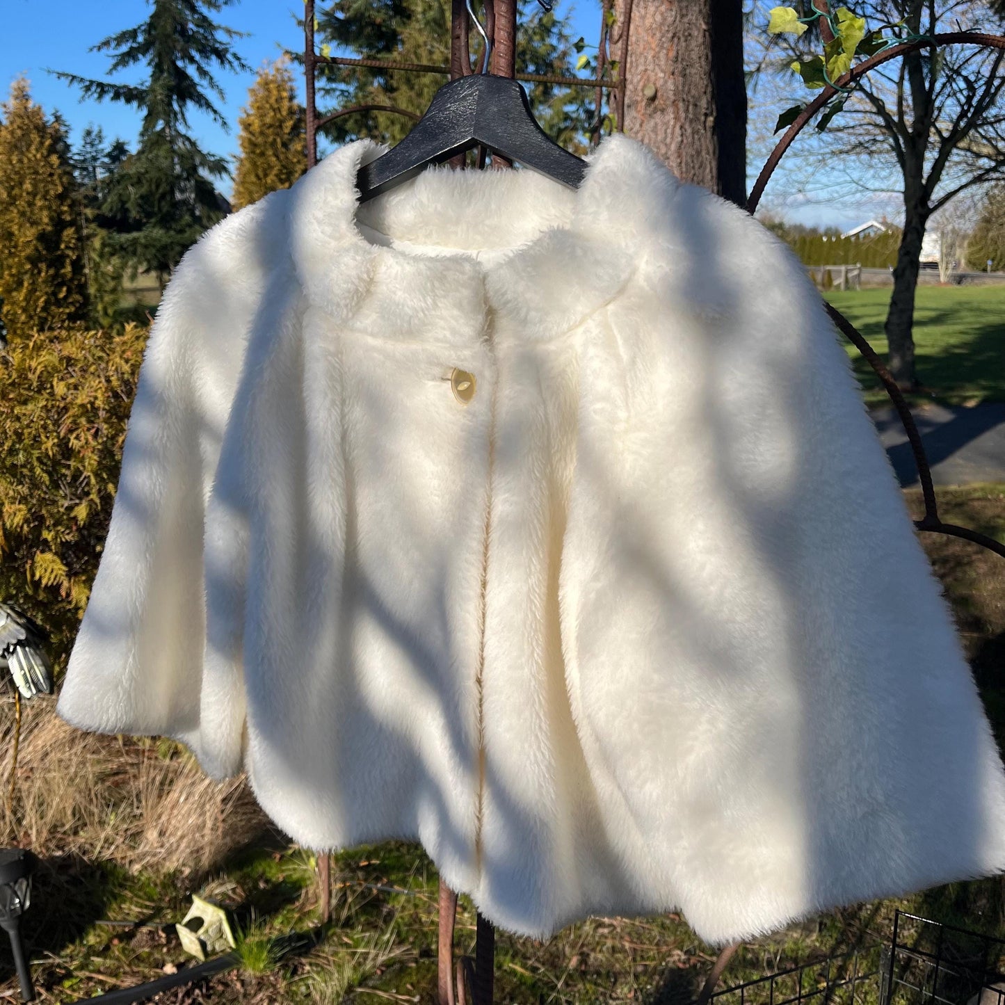 Cropped Cloud Jacket- Vintage White Faux Fur Cropped Cape Jacket with Button Closure