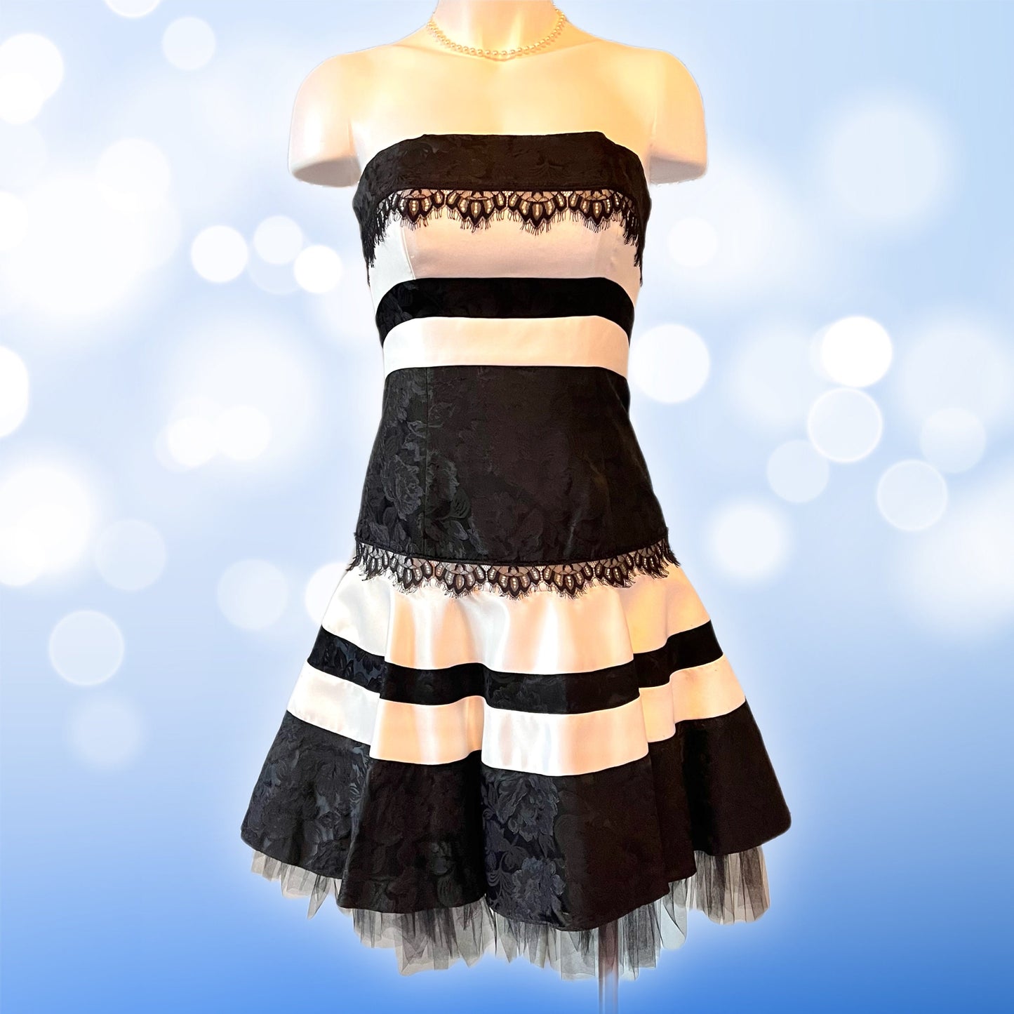 Jessica McClintock Black & White Short Dress, Lace Detail