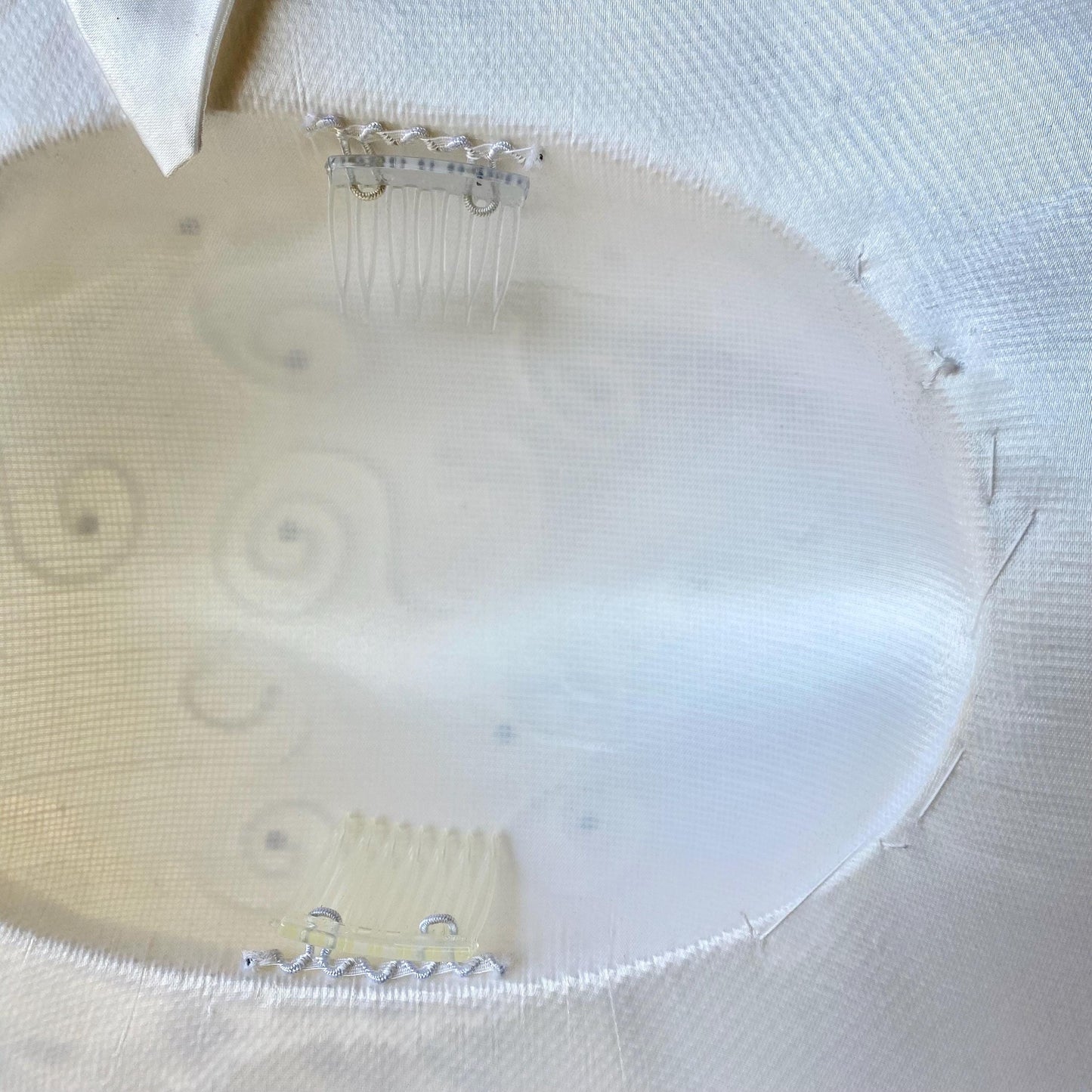 1980s Vintage Beaded Bridal Hat with Veil – Pearl & Satin Wedding Bonnet