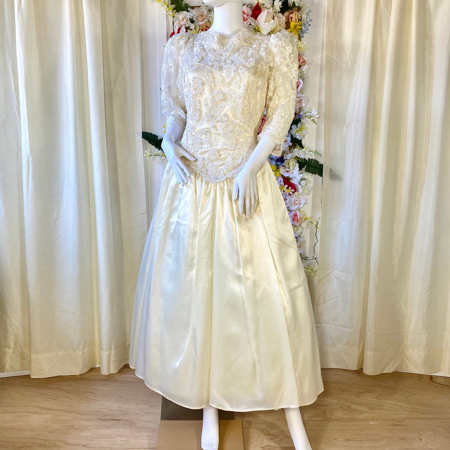 Ivory Tea Length 1990s Dress with Matching Headpiece