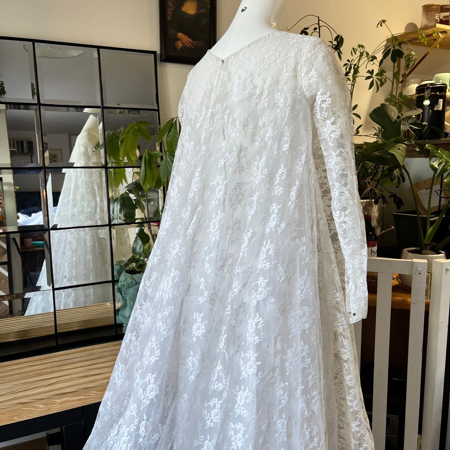 1950's All-Lace Empire Waisted Dress With Matching Crown & Veil