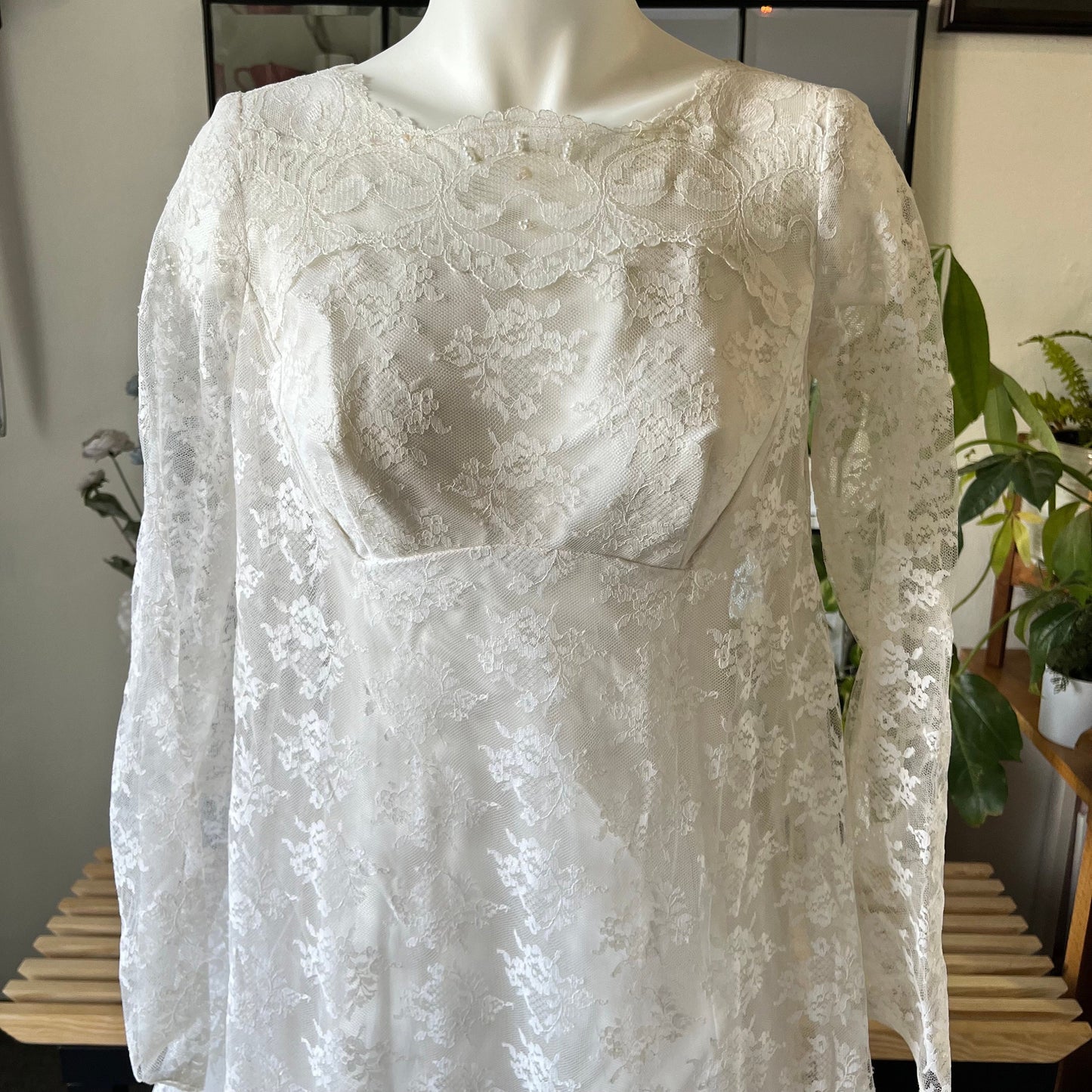 1950's All-Lace Empire Waisted Dress With Matching Crown & Veil