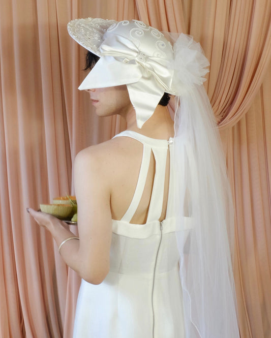 1980s Vintage Beaded Bridal Hat with Veil – Pearl & Satin Wedding Bonnet