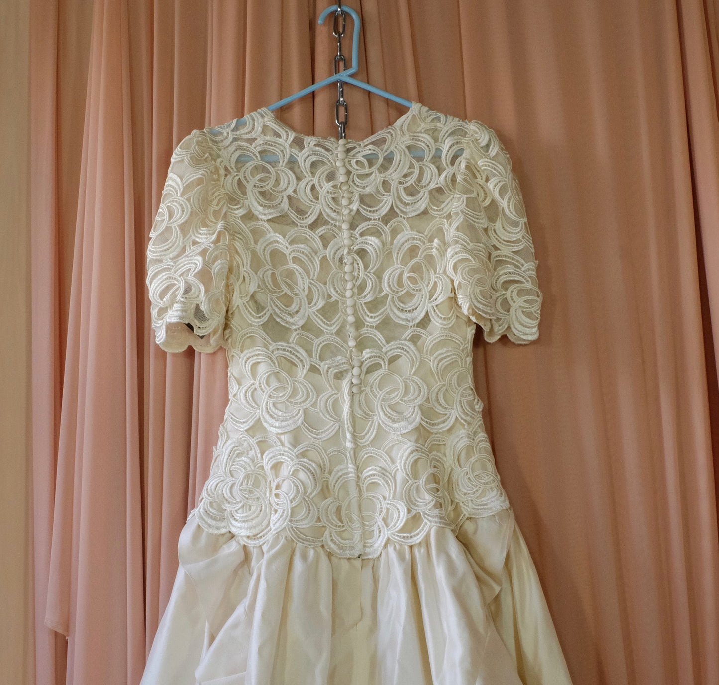 Van Lear Bridal Ivory Wedding Dress With Lace Bodice