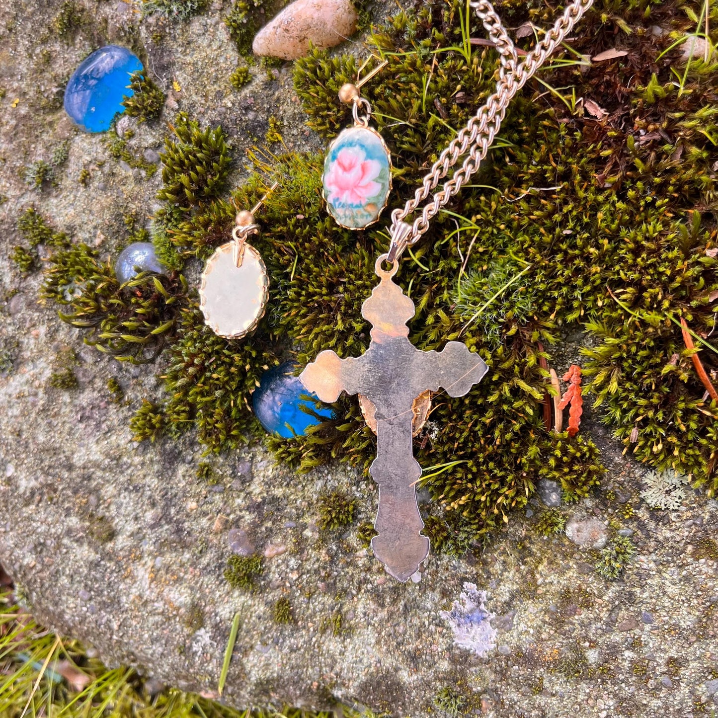 Rosalind Set- Floral Cross Necklace & Earrings Set