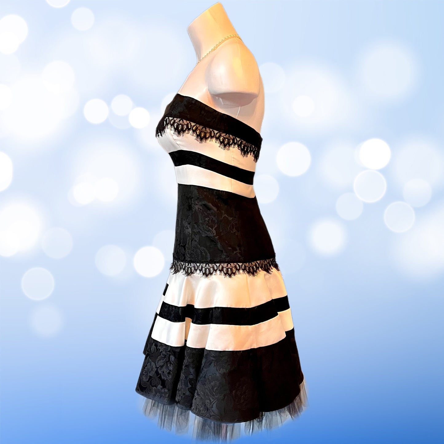 Jessica McClintock Black & White Short Dress, Lace Detail