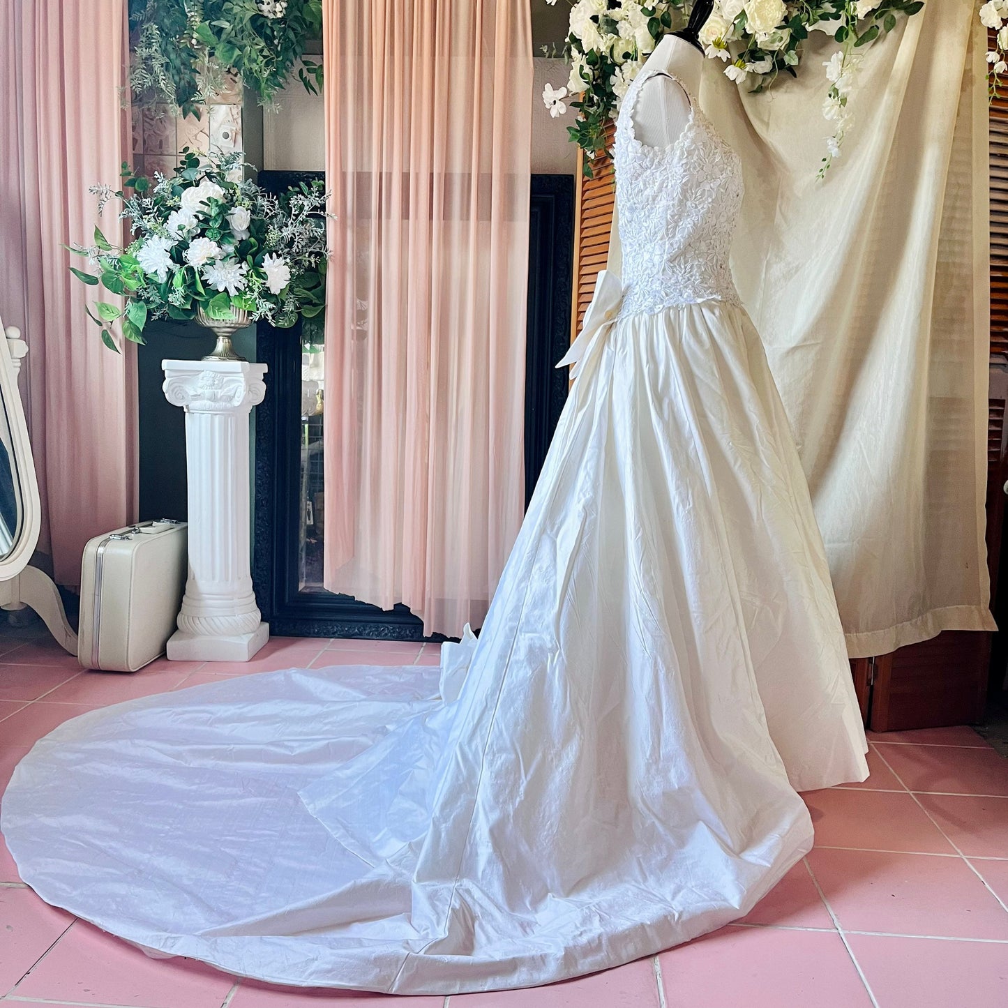 Mori Lee 70% Silk Ivory Ballgown With Lace Top & Bustle