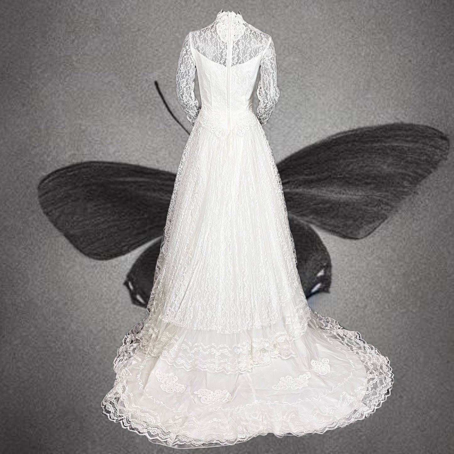 Alfred Angelo All Lace Long-sleeved Wedding Dress W/ Queen Anne Neckline