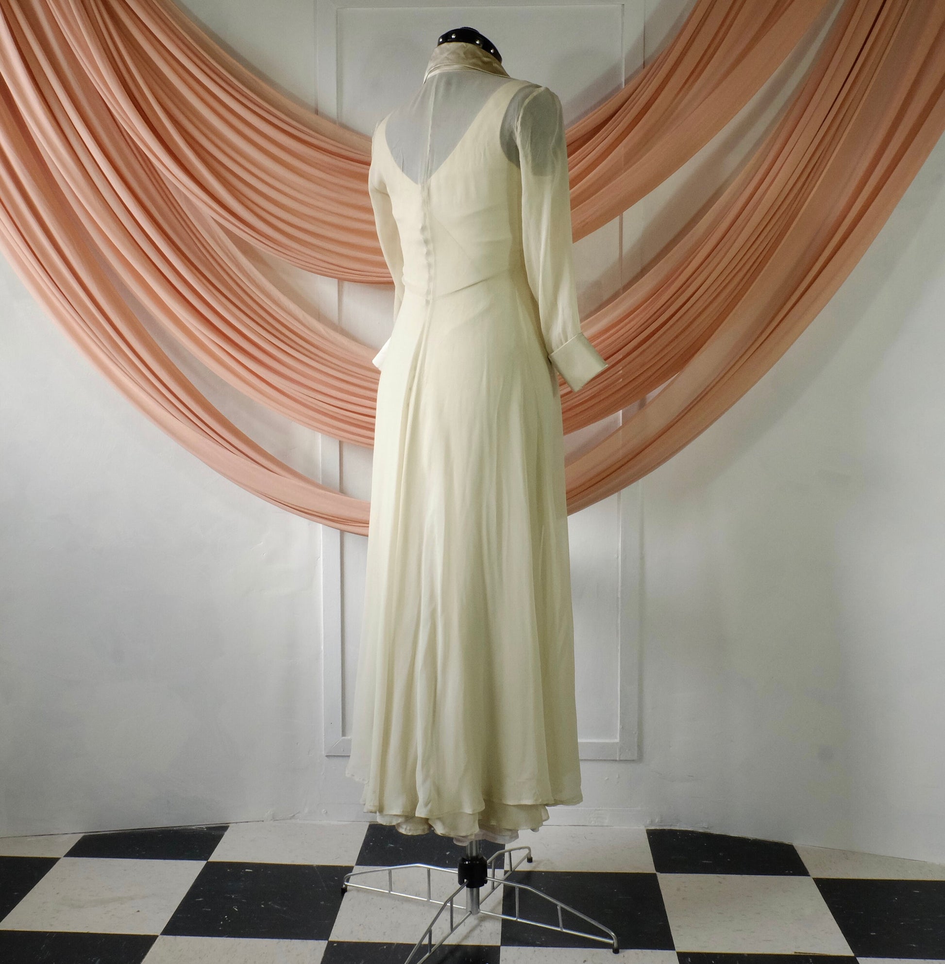 Ivory 100% silk dress with transparent collared overdress