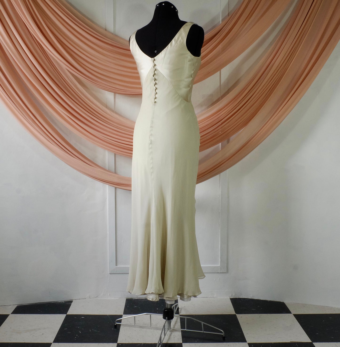 Ivory 100% silk dress with transparent collared overdress