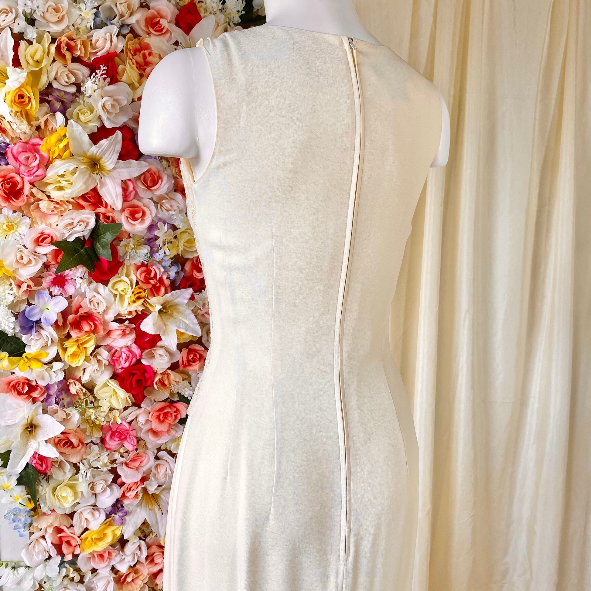 Maggy London Cream Sleeveless Dress with Corset Front