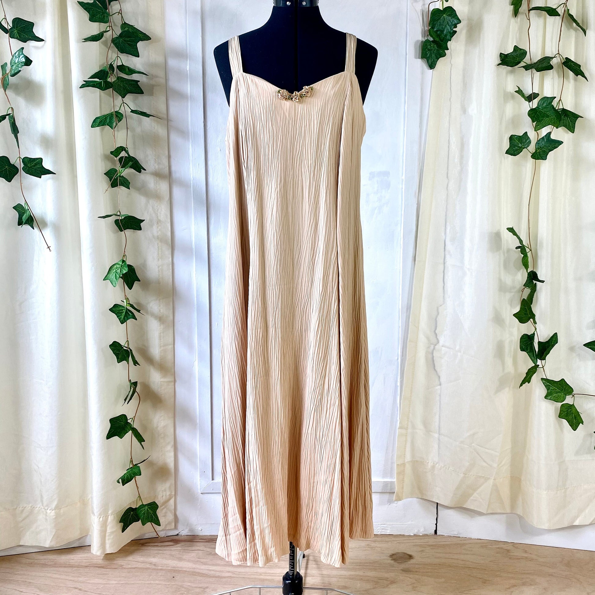 Lavande' Latte Vintage Dress With Matching Jacket