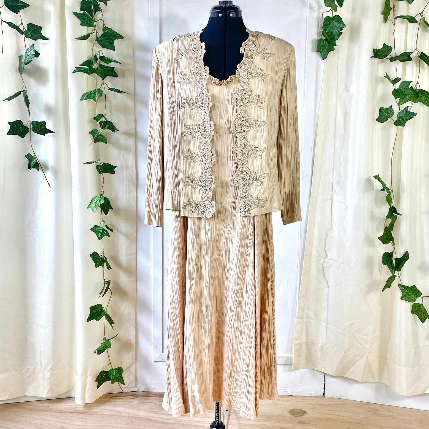 Lavande' Latte Vintage Dress With Matching Jacket