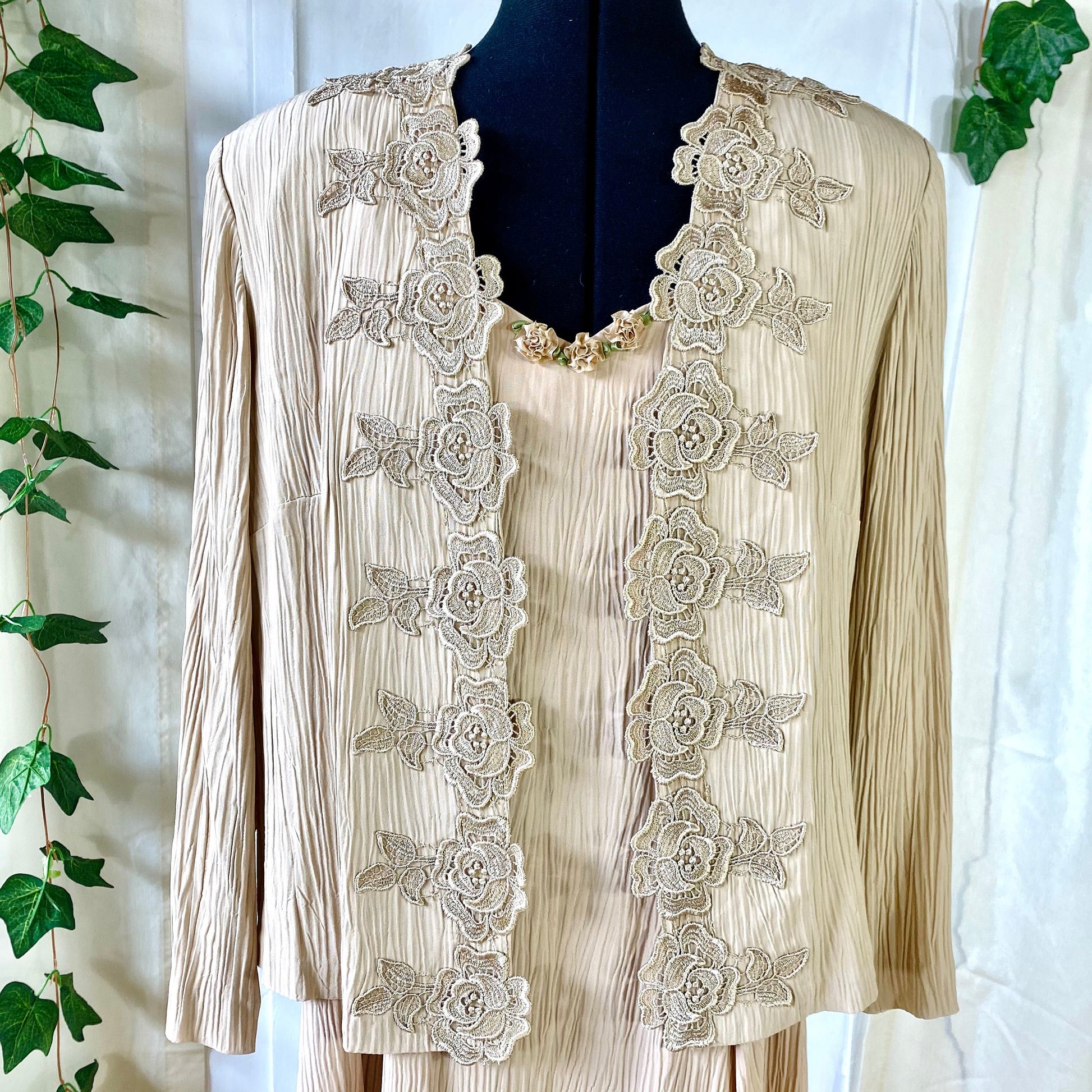 Lavande' Latte Vintage Dress With Matching Jacket