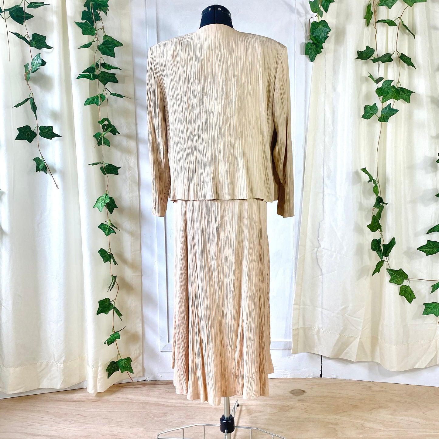 Lavande' Latte Vintage Dress With Matching Jacket
