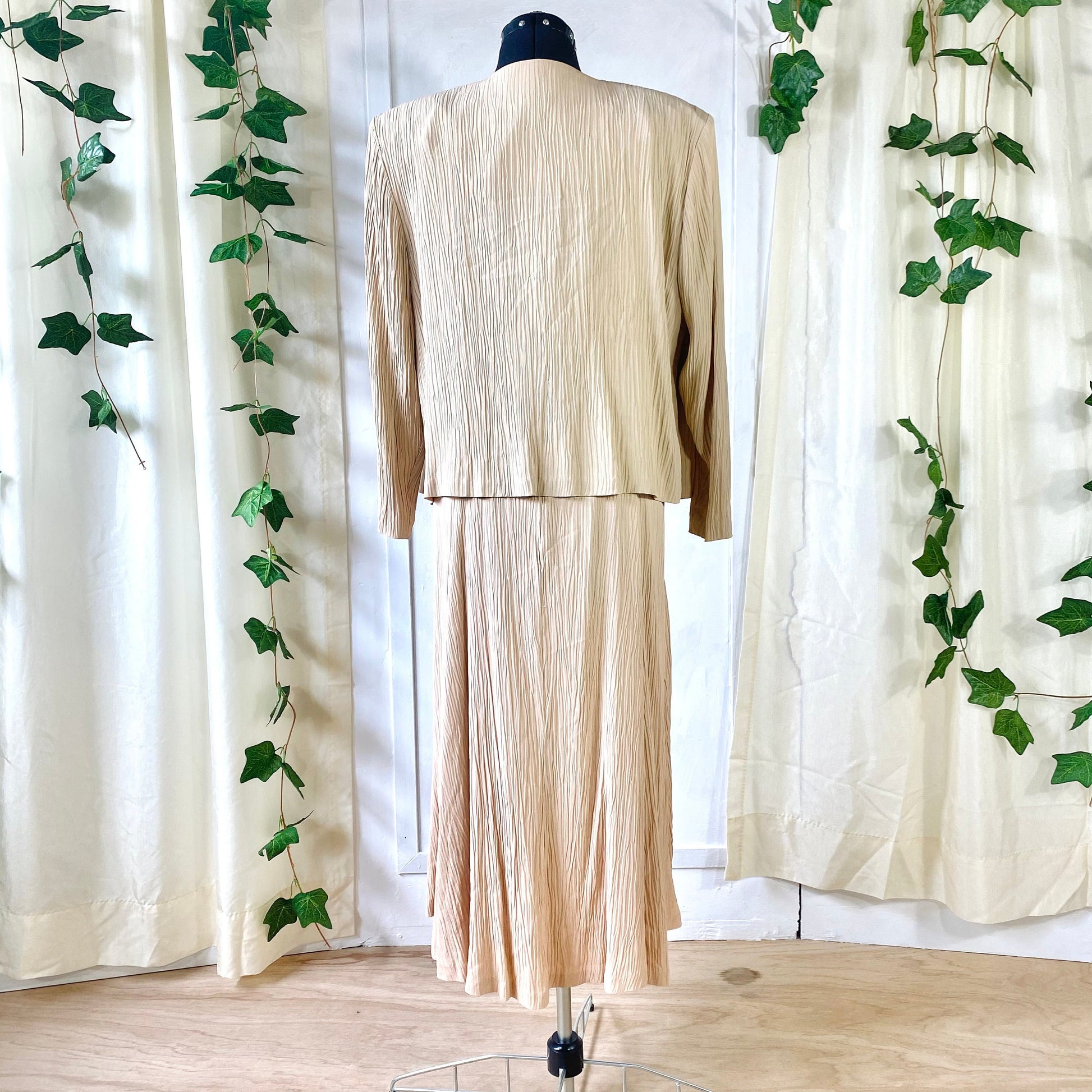 Lavande' Latte Vintage Dress With Matching Jacket