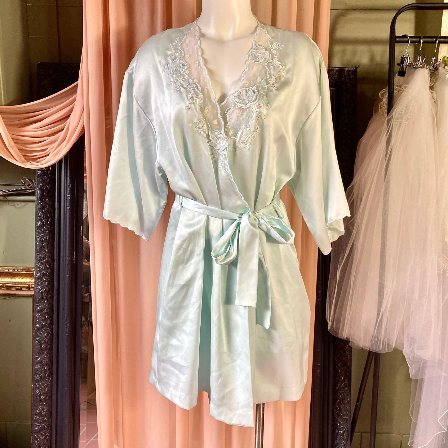 Light Turquoise Vintage Nightgown & Night Robe
