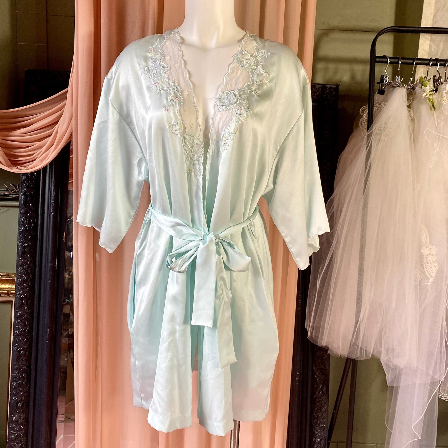 Light Turquoise Vintage Nightgown & Night Robe