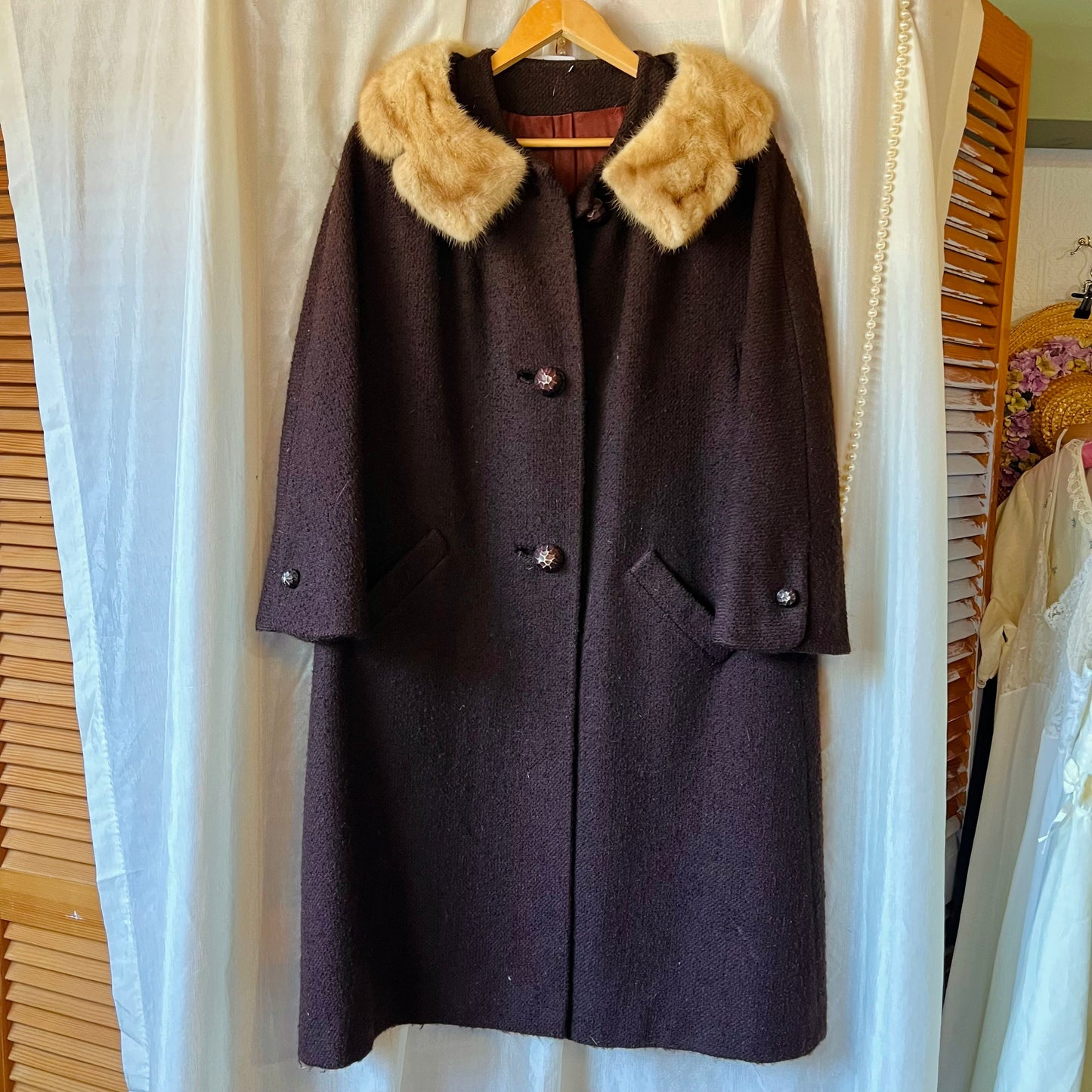 Chocolate Brown Vintage Coat With Fur Collar