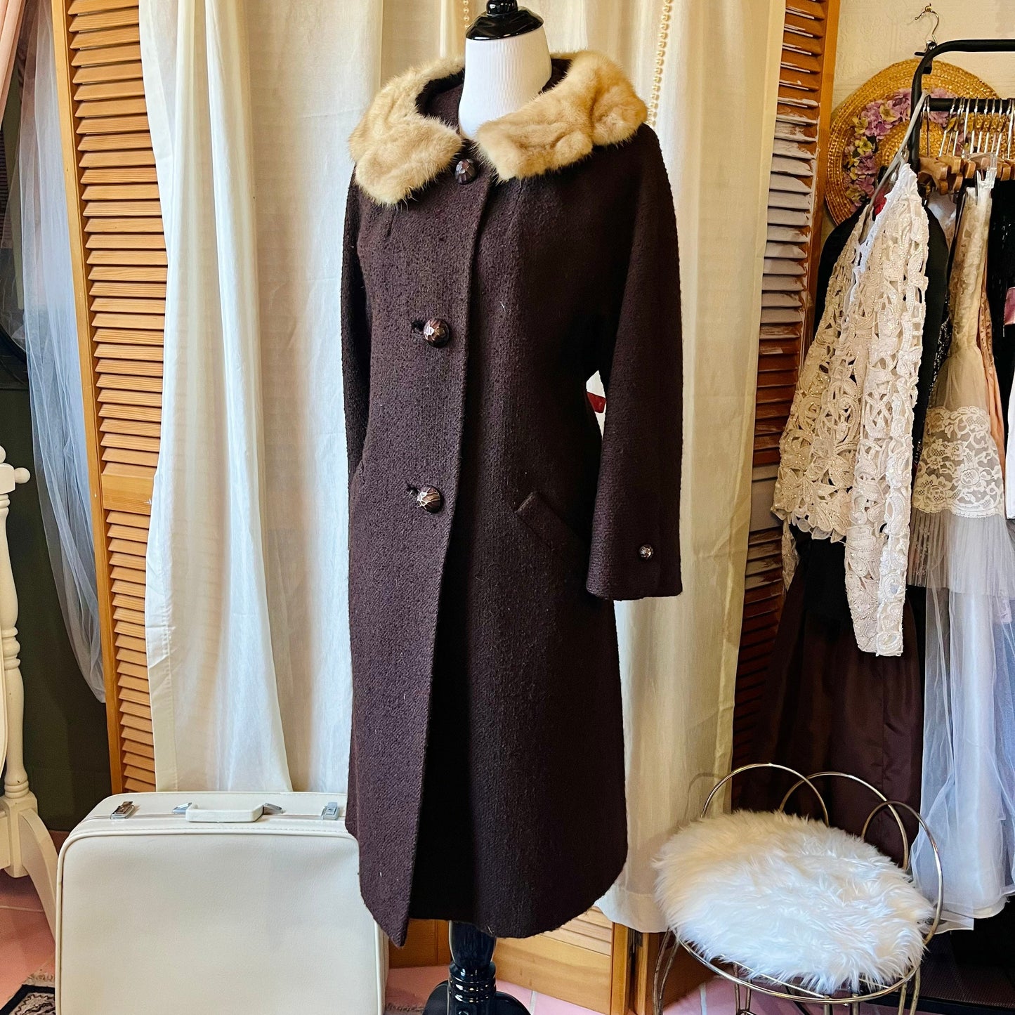 Chocolate Brown Vintage Coat With Fur Collar