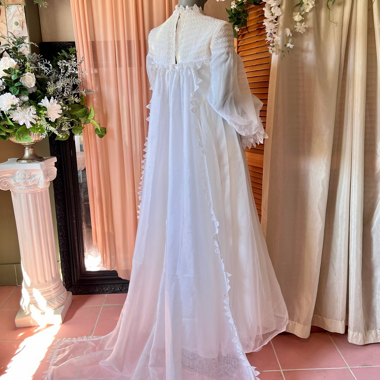 1972 Emma Domb Long-sleeved Organza Wedding Gown With Detachable Train