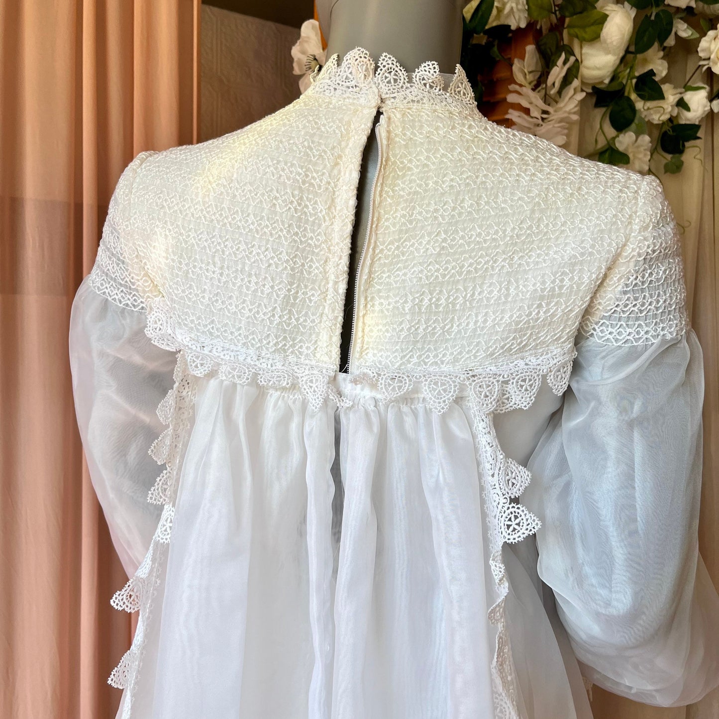 1972 Emma Domb Long-sleeved Organza Wedding Gown With Detachable Train