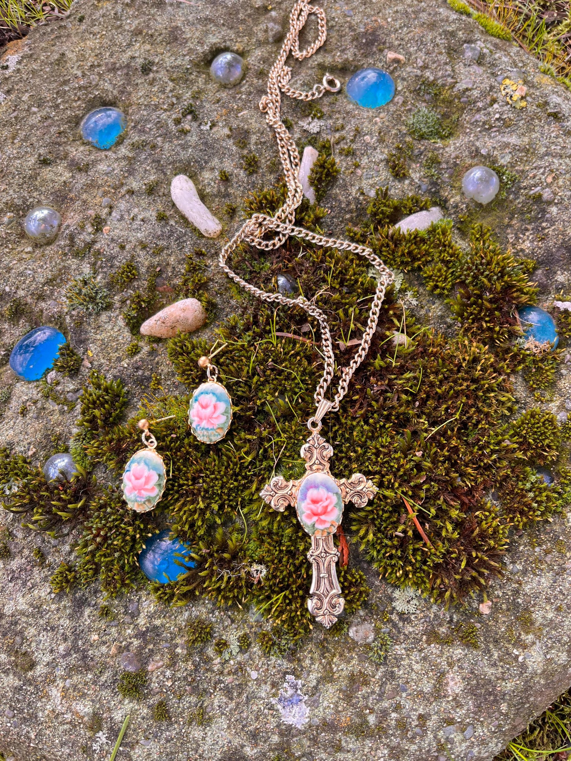 Rosalind Set- Floral Cross Necklace & Earrings Set