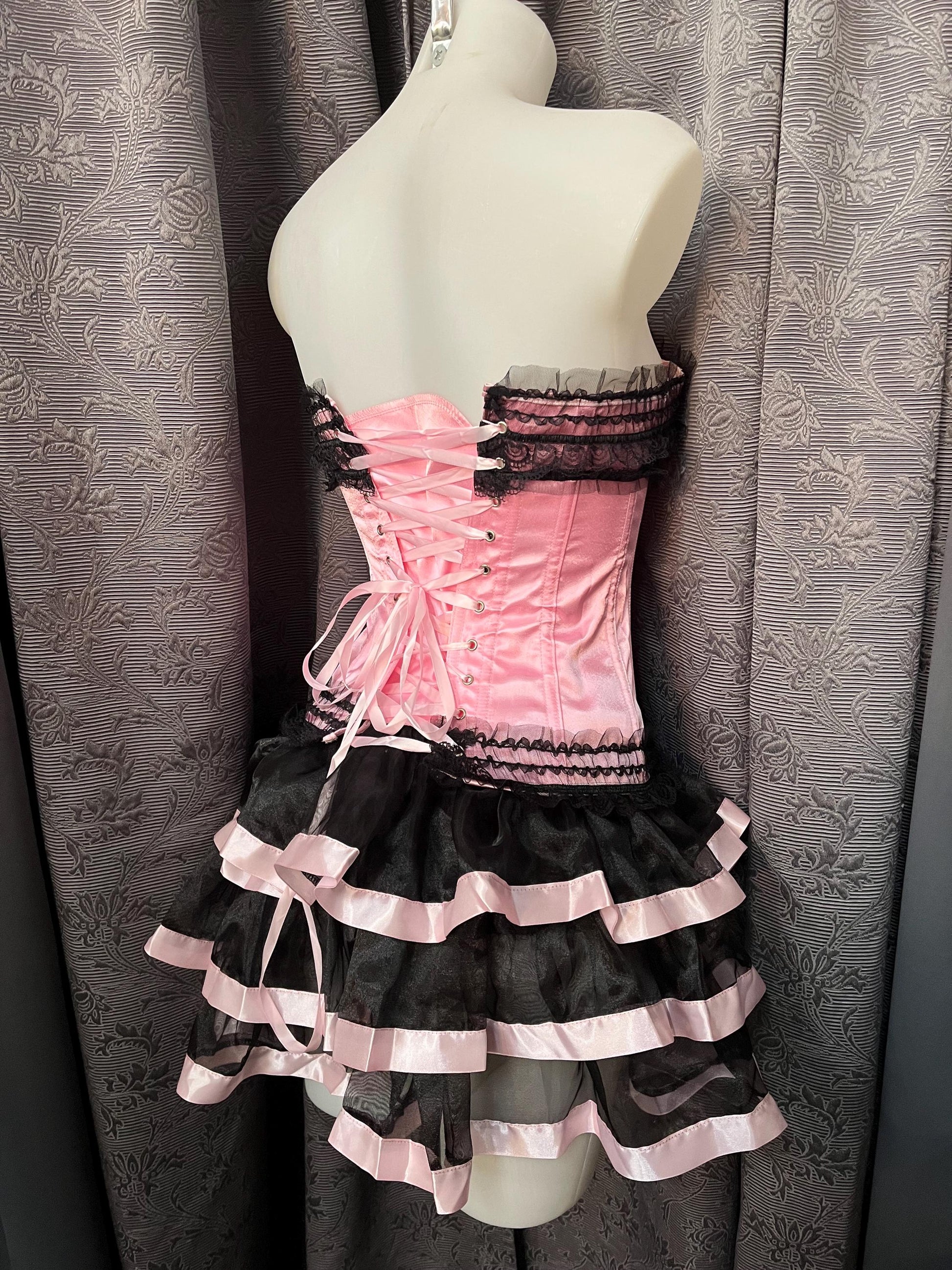 Sweetheart Lolita-Inspired Corset and Tulle Skirt Set – Pink & Black Ruffle Fantasy