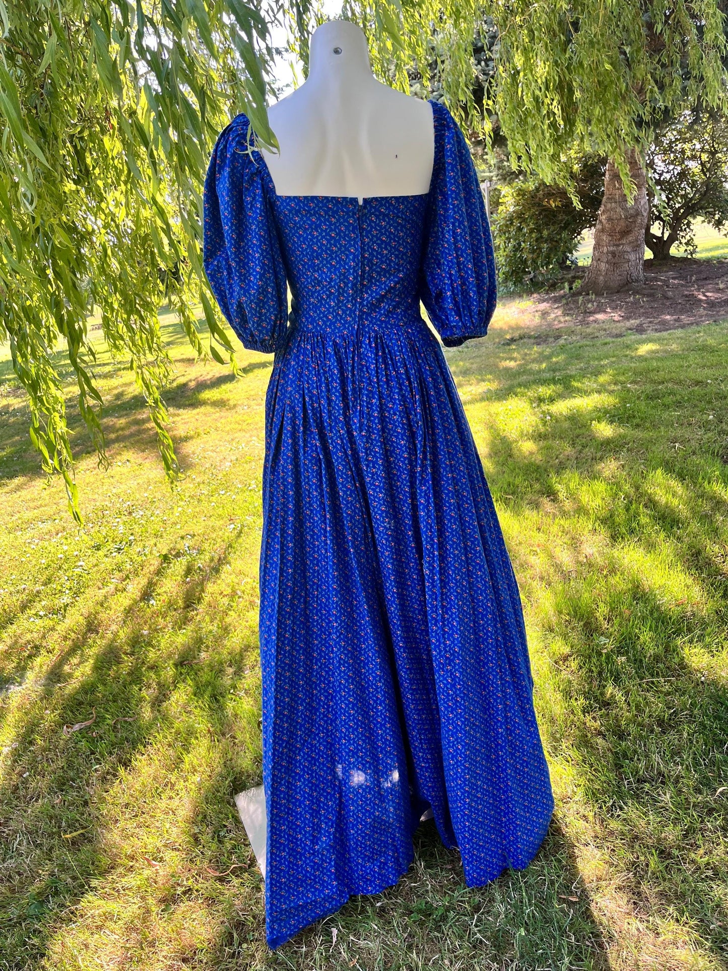 Royal Blue Puffy Sleeved Cottagecore Dress