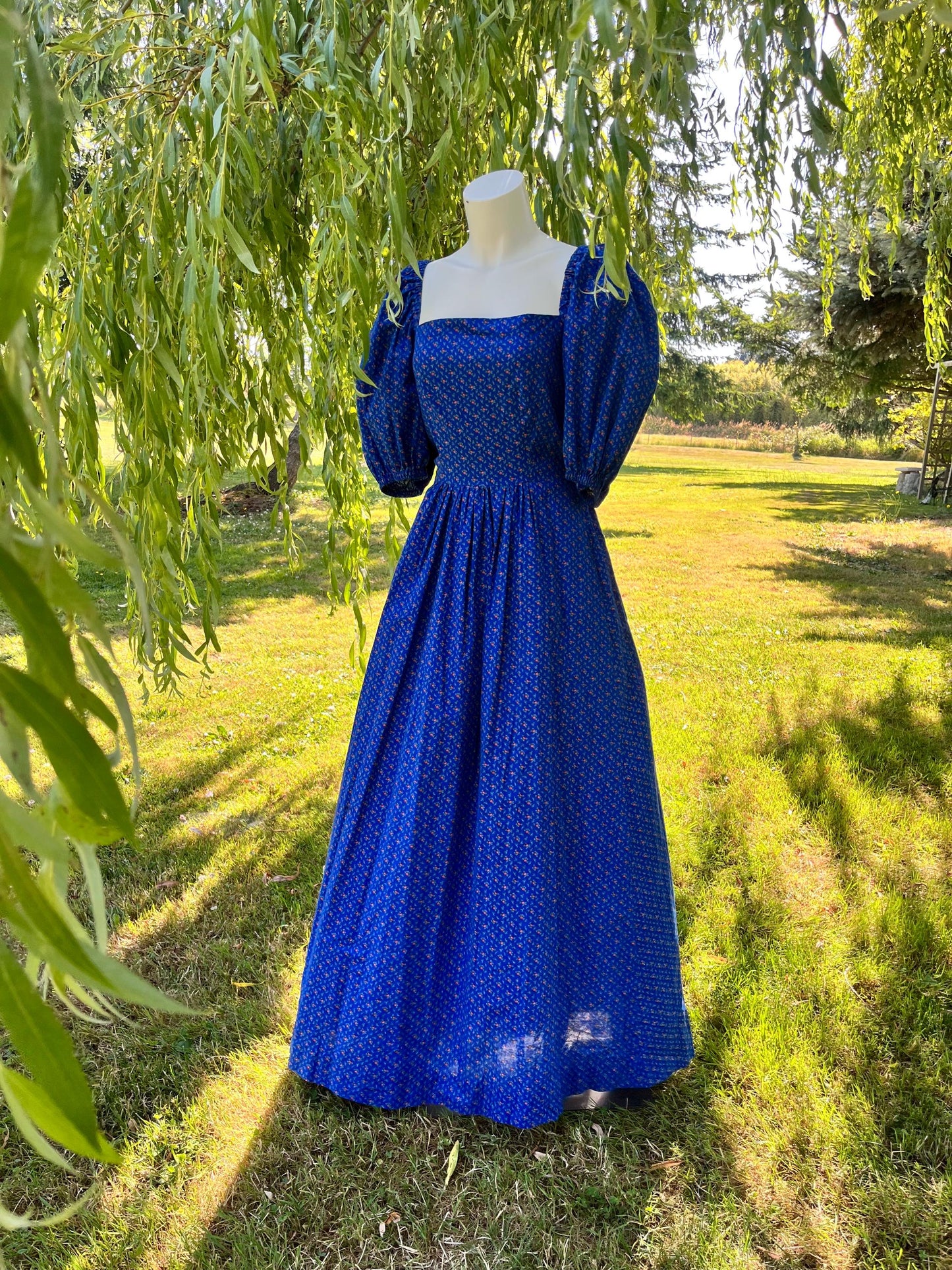 Royal Blue Puffy Sleeved Cottagecore Dress