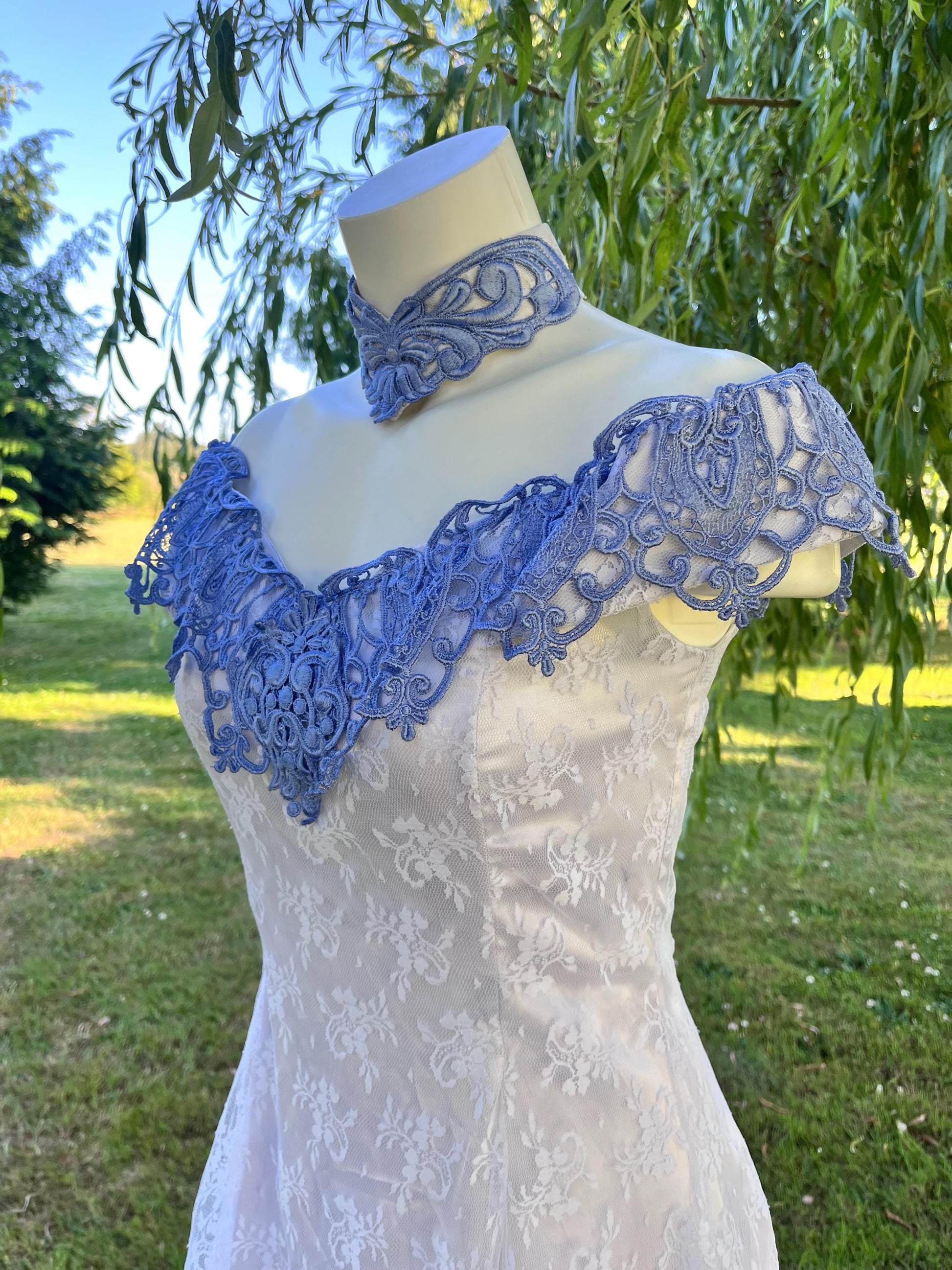 Scott McClintock Off-Shoulder White Lace Dress with Blue Embroidered Applique