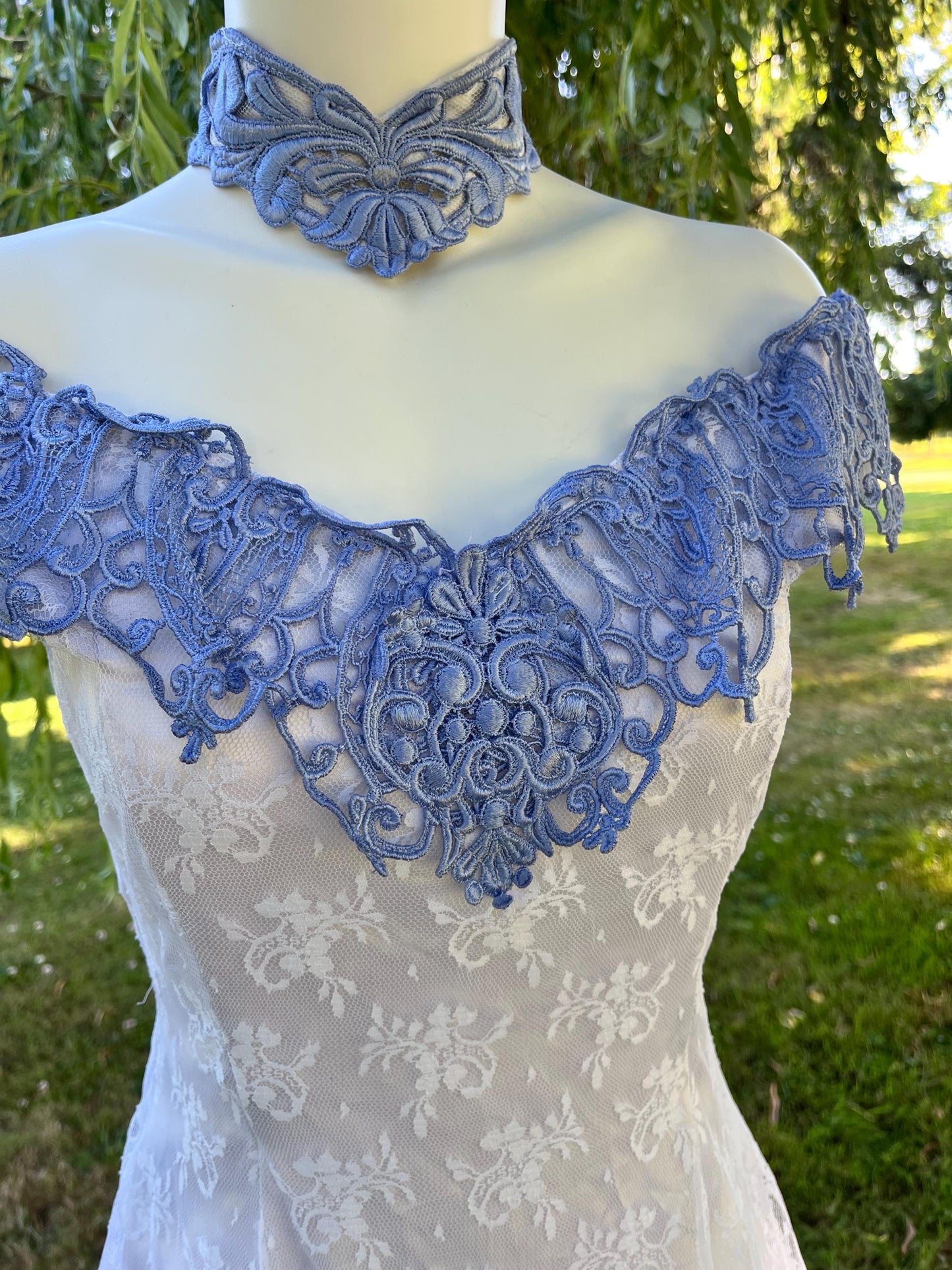 Scott McClintock Off-Shoulder White Lace Dress with Blue Embroidered Applique