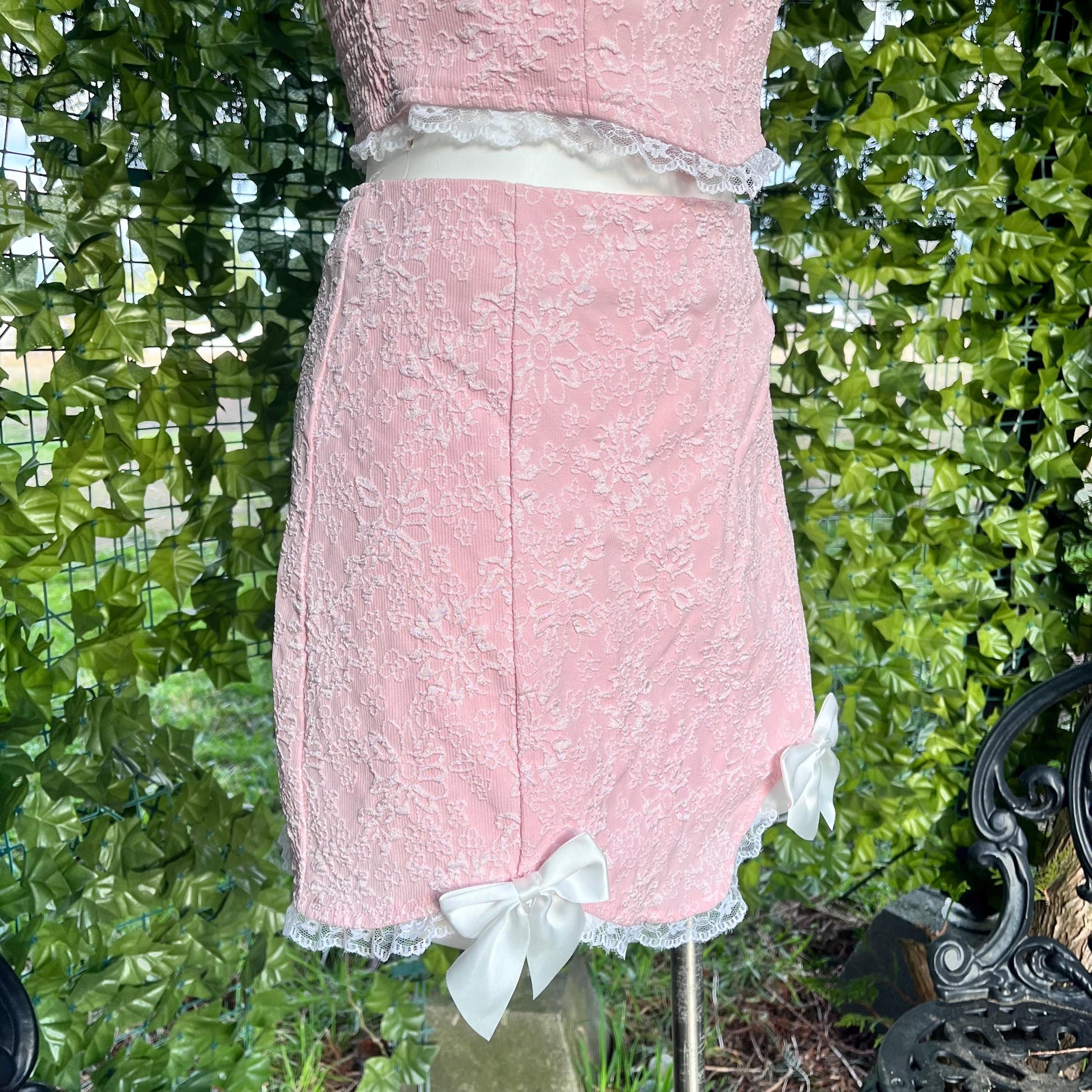 Sweetheart Lace Two-Piece Set – Pastel Pink Cottagecore Outfit