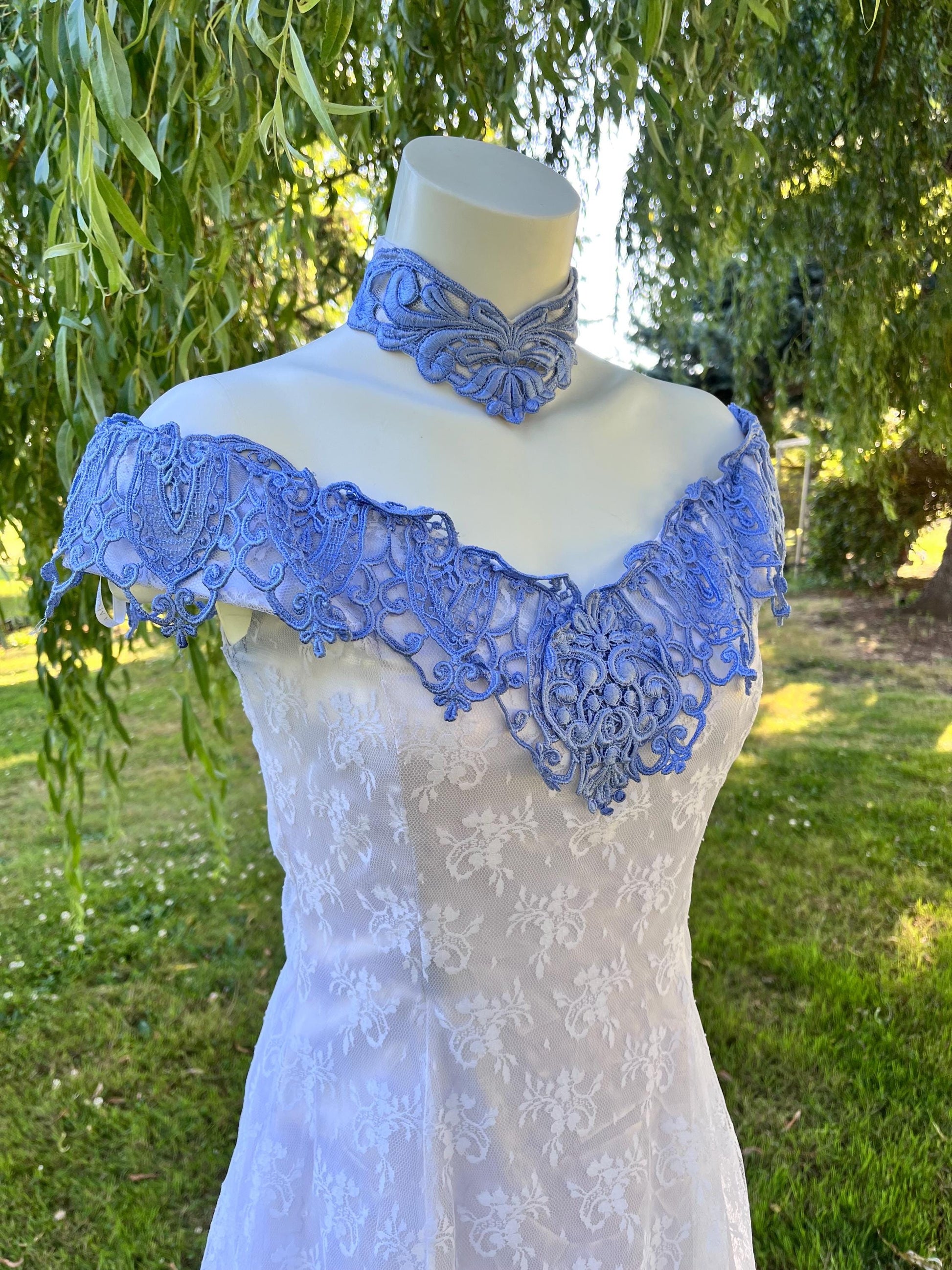 Scott McClintock Off-Shoulder White Lace Dress with Blue Embroidered Applique