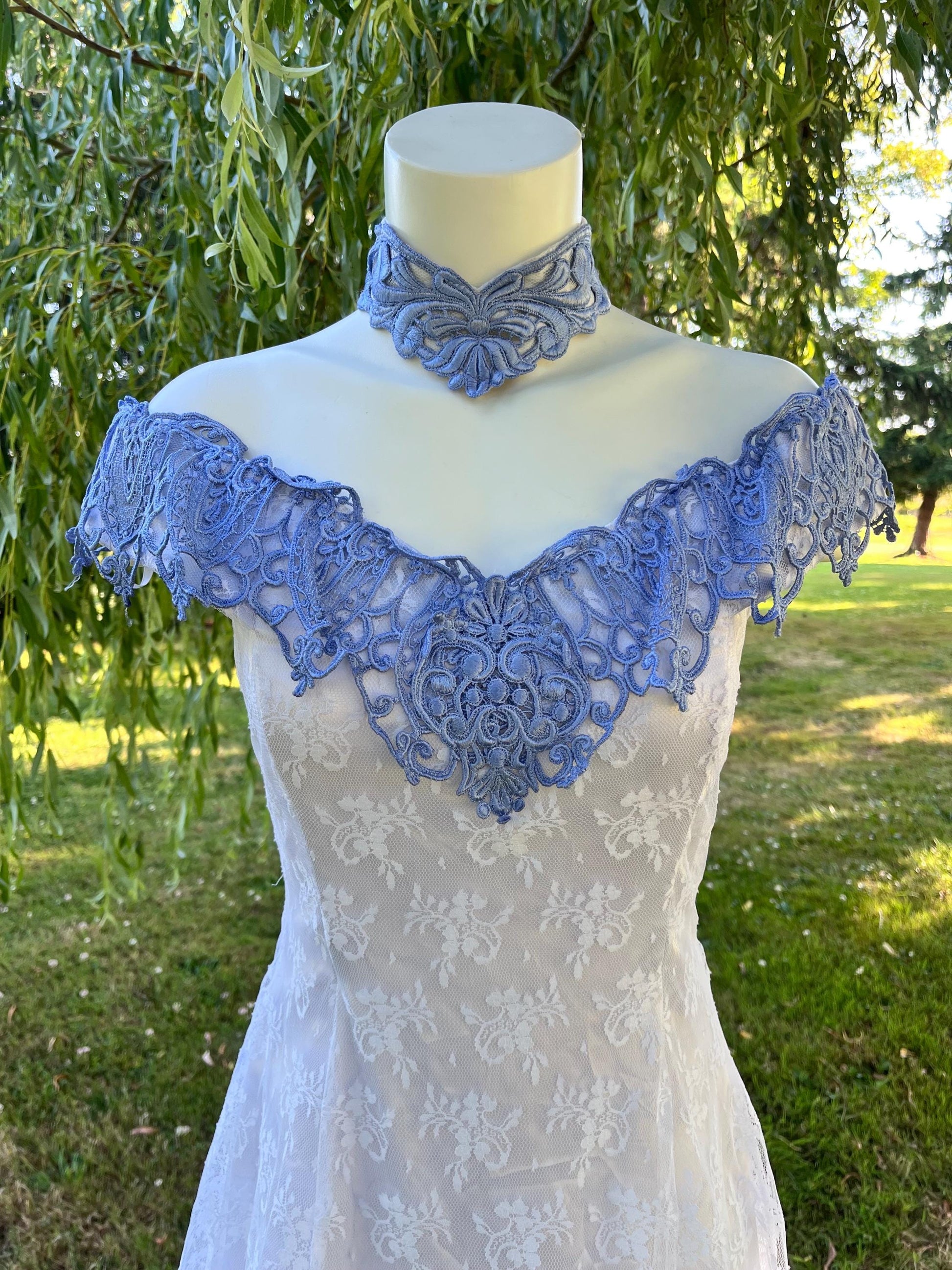 Scott McClintock Off-Shoulder White Lace Dress with Blue Embroidered Applique