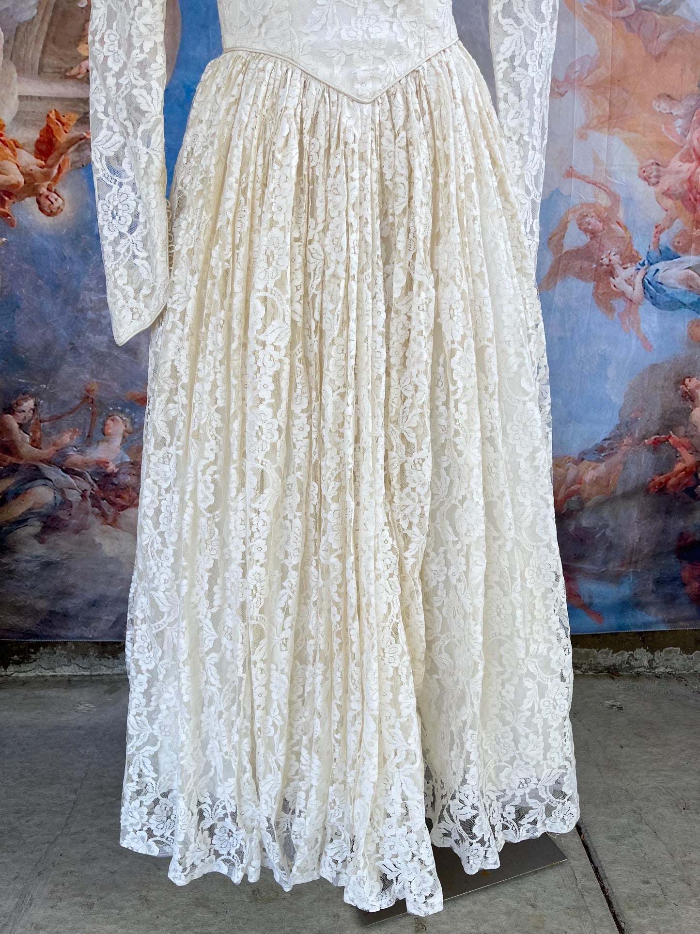 Vintage 1950s Lace Wedding Gown | Long Sleeve Romantic Bridal Dress | Ivory Floral Lace Full Skirt