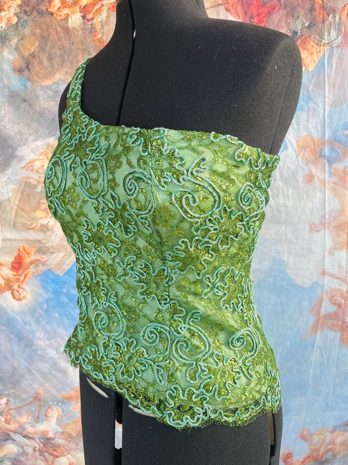 3-D Green Enchanting One-shoulder Top