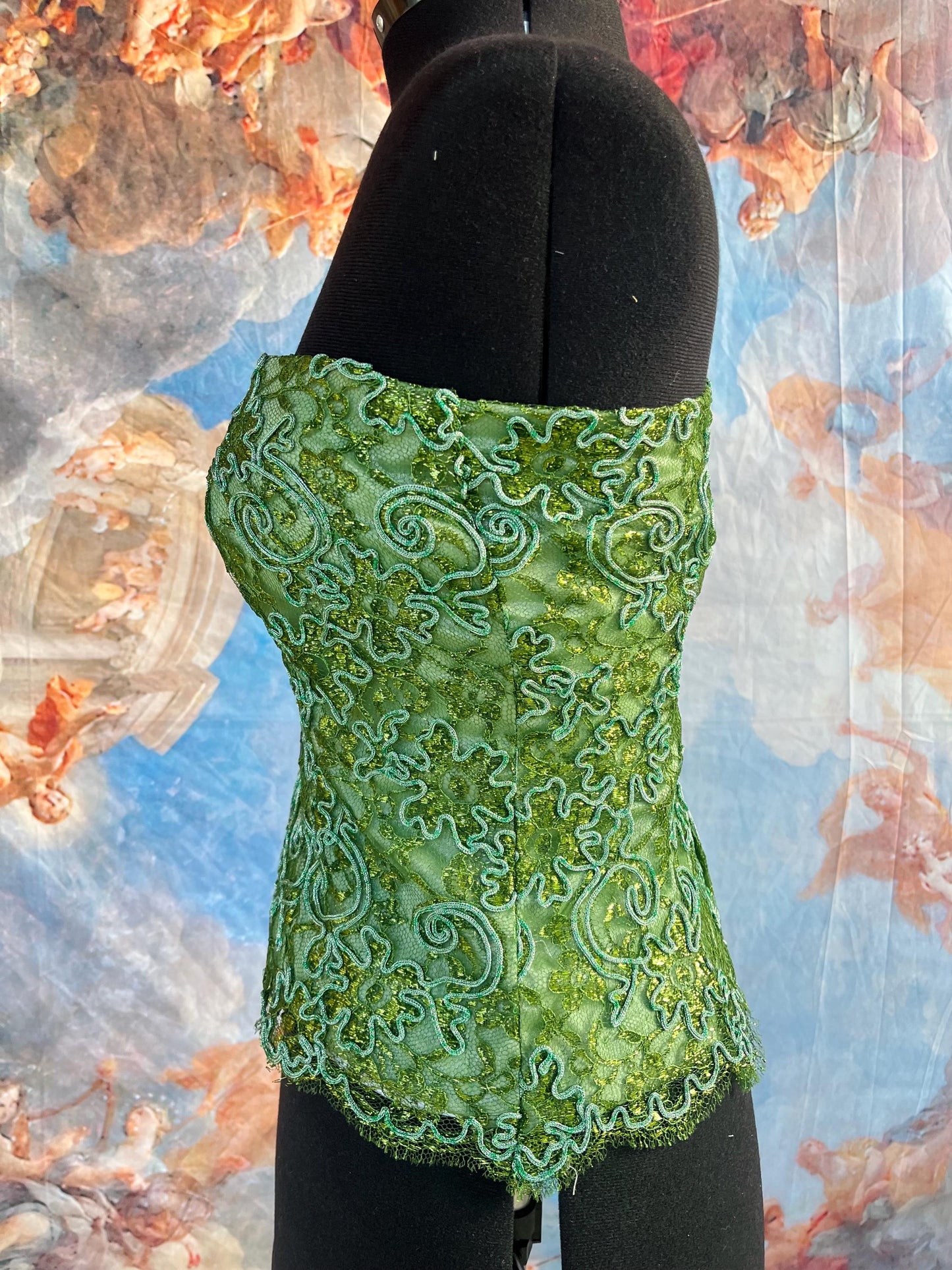 3-D Green Enchanting One-shoulder Top