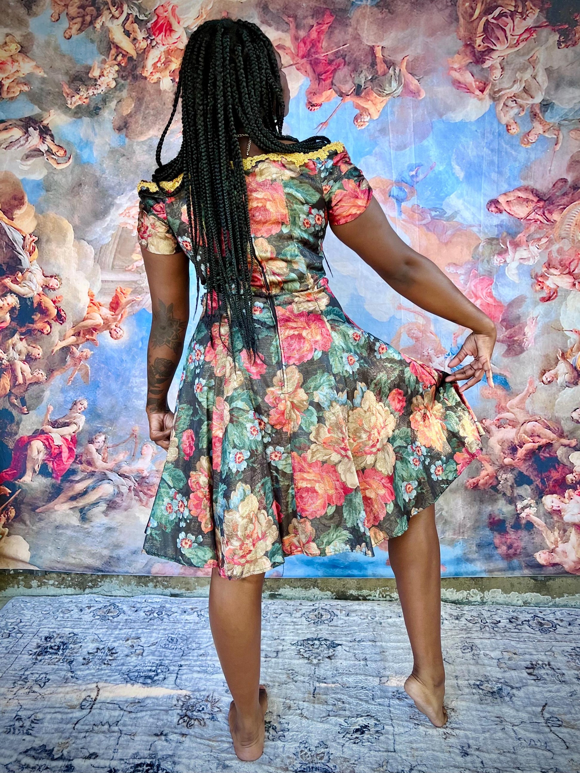 Romantic Rococo Floral Dress – Vintage-Inspired Off-Shoulder Garden Gown