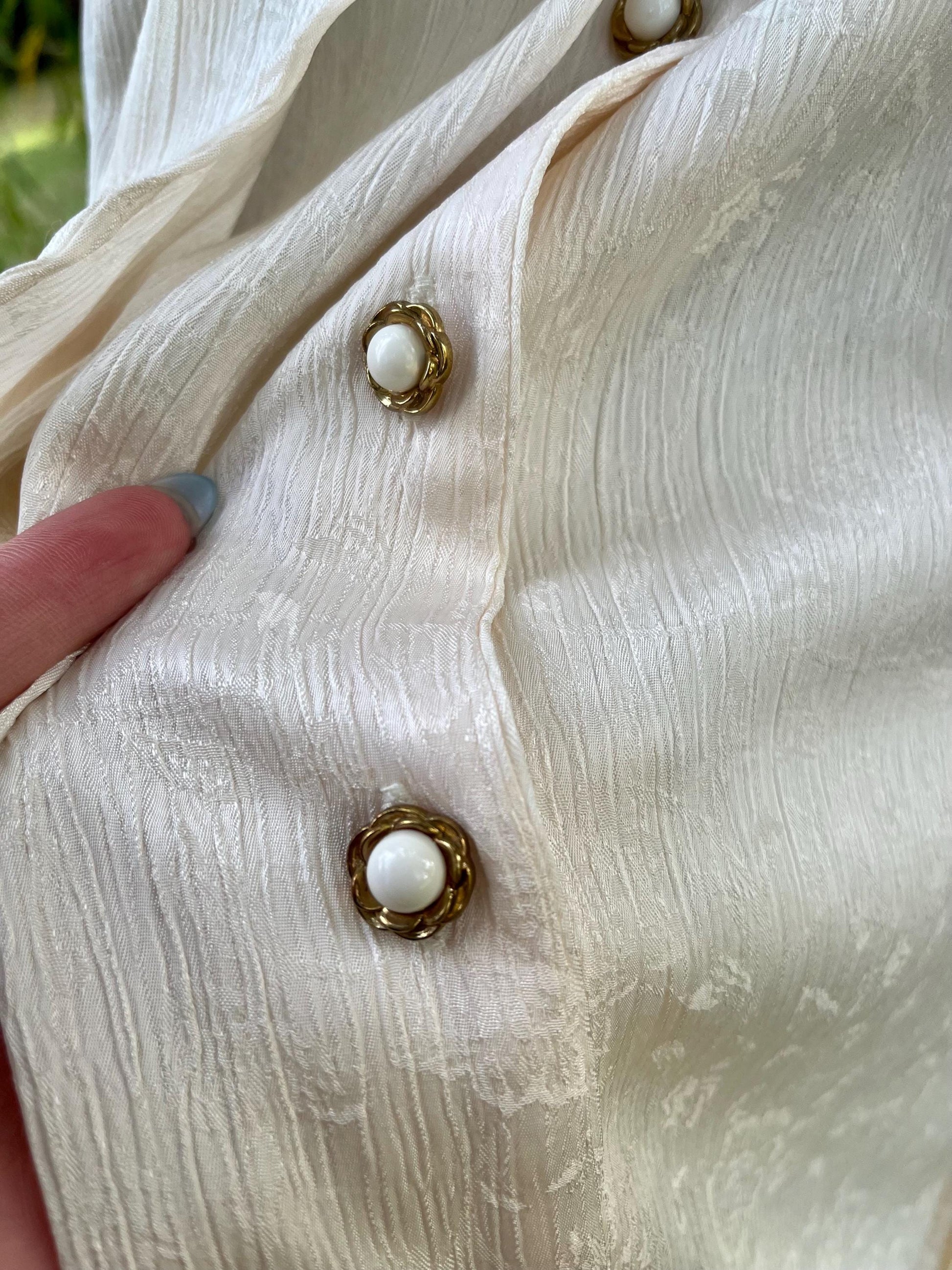 Vintage Cream Button-Down Midi Dress with Tie Back