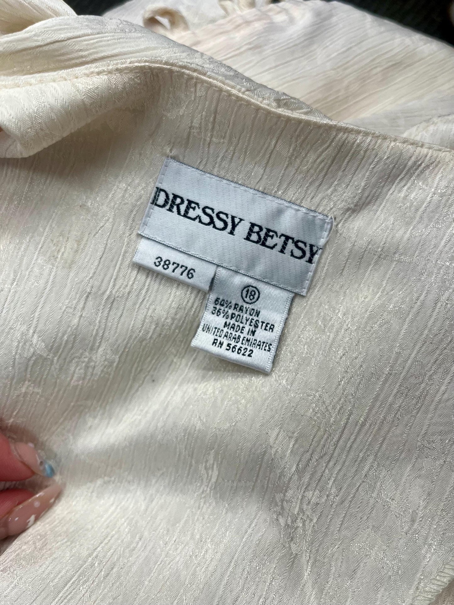 Vintage Cream Button-Down Midi Dress with Tie Back