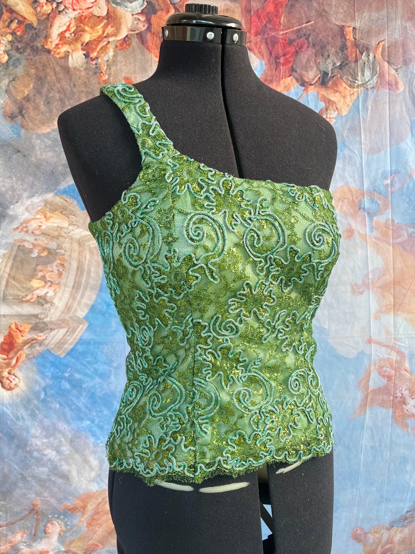 3-D Green Enchanting One-shoulder Top