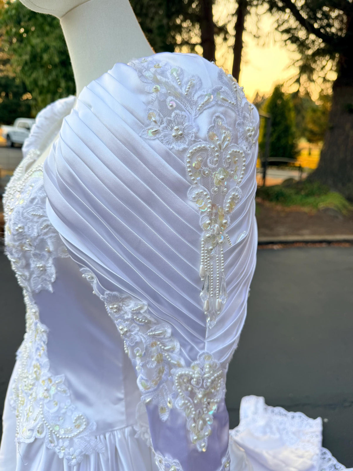 Puff Sleeve Bridal Gown with Beaded Lace Satin Princess Wedding Dress