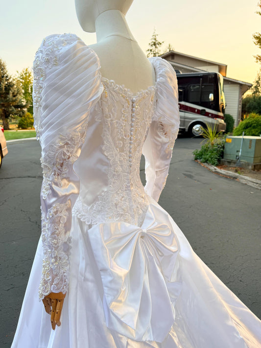 Puff Sleeve Bridal Gown with Beaded Lace Satin Princess Wedding Dress