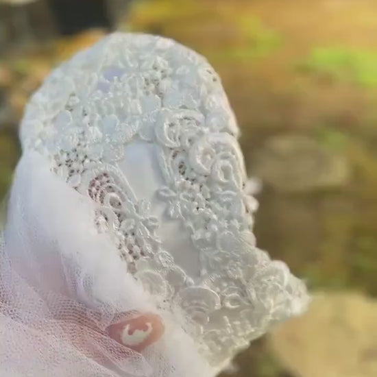 Vintage Lace Headband With Layered Veil