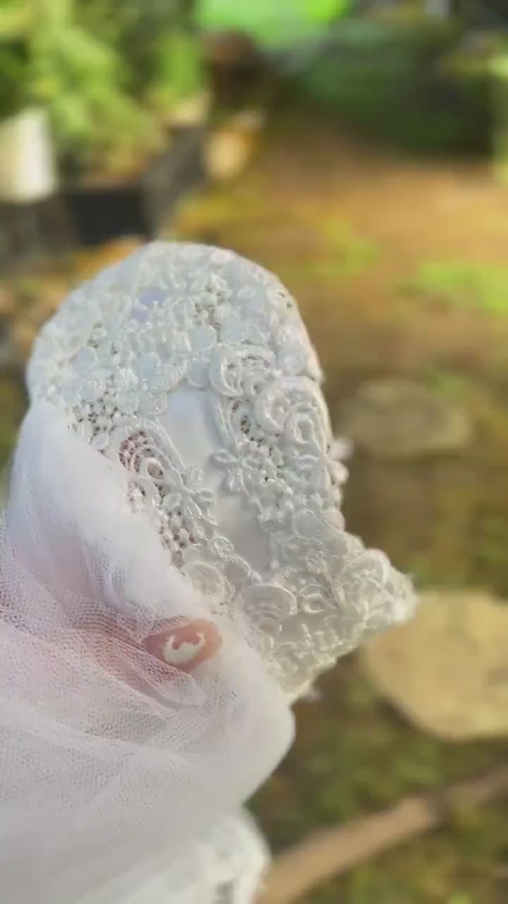Vintage Lace Headband With Layered Veil